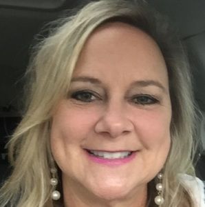 Meet your Posher, Brenda